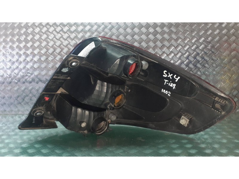 Recambio de piloto trasero izquierdo para suzuki sx4 rw (ey) gl+ referencia OEM IAM   