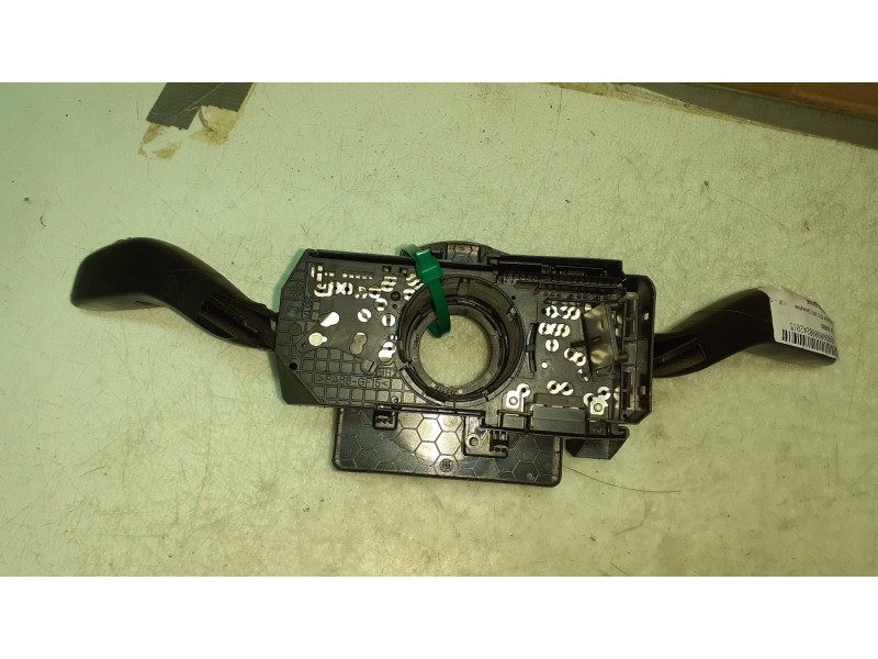 Recambio de mando luces para volkswagen polo (9n1) conceptline referencia OEM IAM 6Q0953503AF 203259ATW VALEO