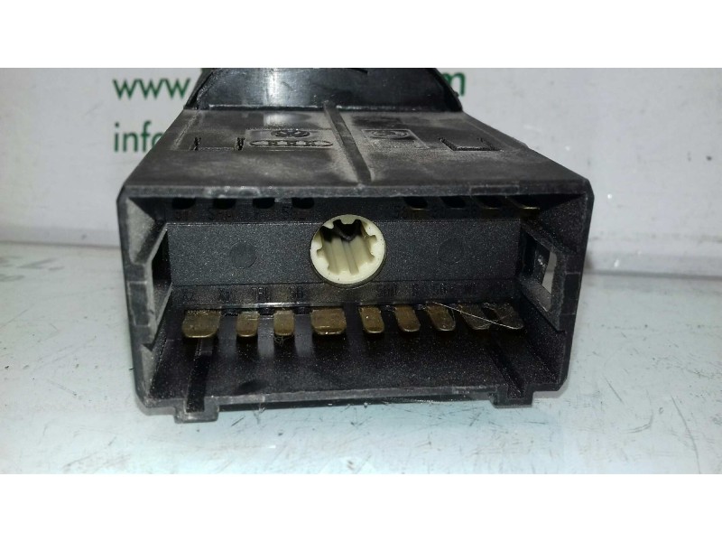 Recambio de mando luces para volkswagen polo (9n1) trendline referencia OEM IAM 6Q0941531B  