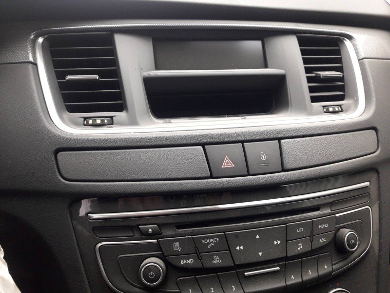 peugeot 508 del año 2012