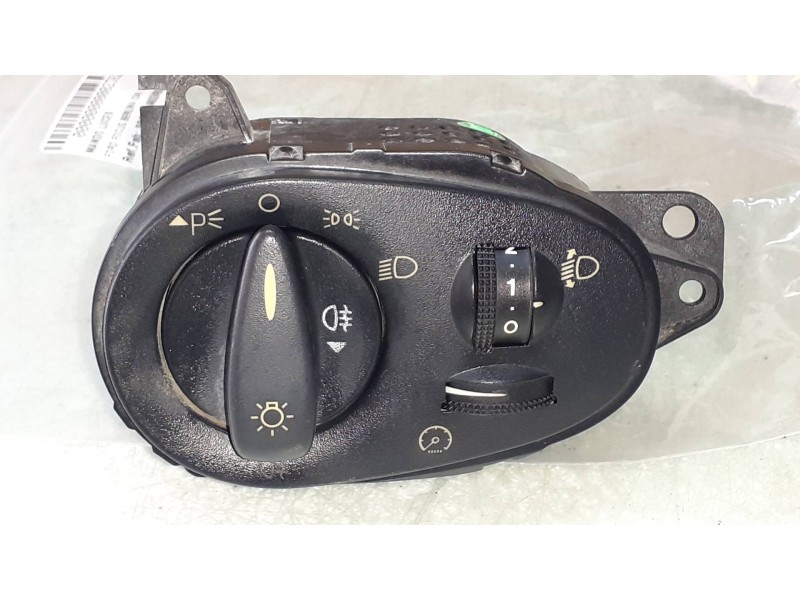 Recambio de mando luces para ford focus berlina (cak) ghia referencia OEM IAM 98AG13A024BG 04052513 990401A