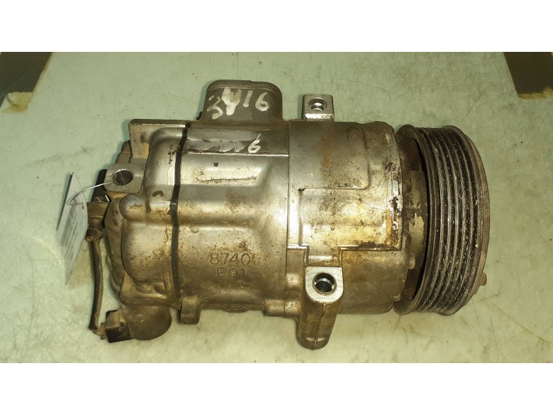 Recambio de compresor aire acondicionado para volkswagen polo (9n1) conceptline referencia OEM IAM 6Q0820803H PXE13 SANDEN