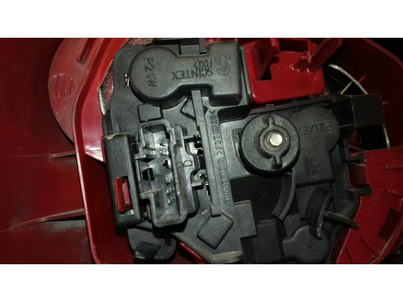 Recambio de piloto trasero derecho para peugeot 206 berlina xs referencia OEM IAM   