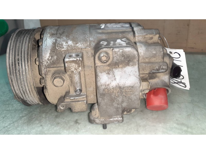 Recambio de compresor aire acondicionado para volkswagen polo (9n1) conceptline referencia OEM IAM 6Q0820803H PXE13 SANDEN