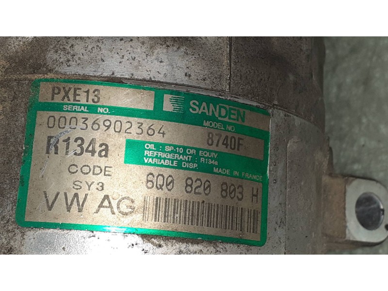Recambio de compresor aire acondicionado para volkswagen polo (9n1) conceptline referencia OEM IAM 6Q0820803H PXE13 SANDEN
