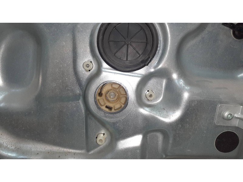 Recambio de elevalunas delantero derecho para volkswagen polo (9n1) conceptline referencia OEM IAM 6Q4837462G 6Q0837138 ELECTRIC