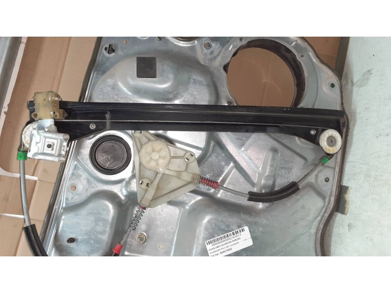 Recambio de elevalunas delantero derecho para volkswagen polo (9n1) conceptline referencia OEM IAM 6Q4837462G 6Q0837138 ELECTRIC