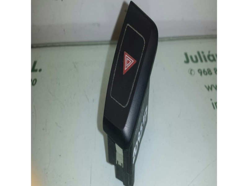 Recambio de warning para audi a4 ber. (b8) básico referencia OEM IAM 8K1941509  