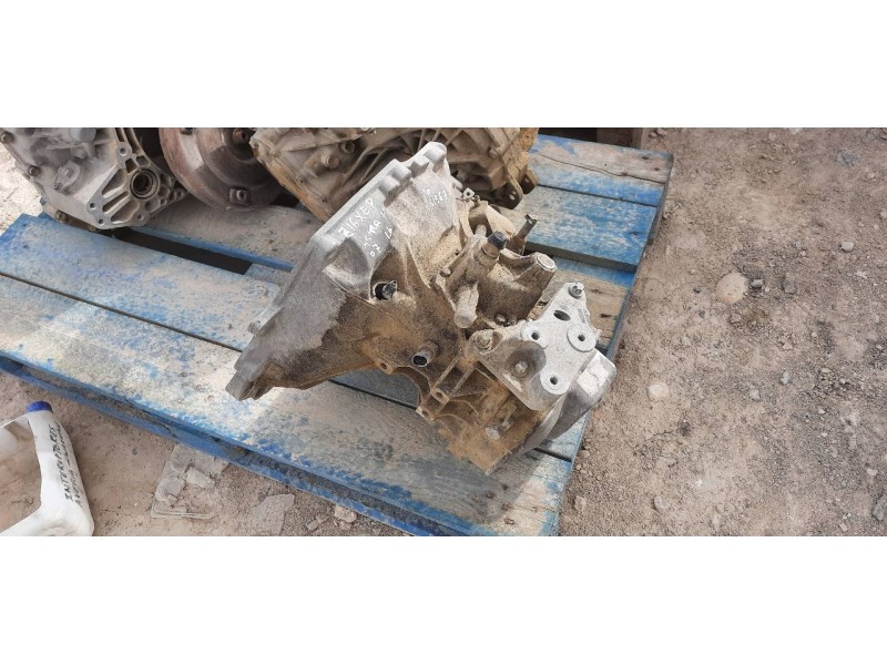 Recambio de caja cambios para opel astra gtc enjoy referencia OEM IAM   5 VELOCIDADES