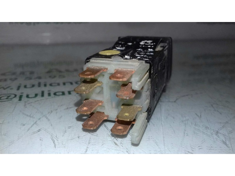 Recambio de warning para skoda felicia berlina ( 791) glx sound referencia OEM IAM 0116488  