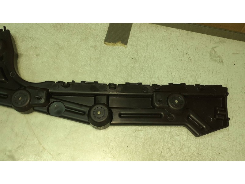Recambio de molduras traseras para renault trafic furgón l1h1 2,7t referencia OEM IAM 852259463R 93867940 NUEVO Recambio de molduras traseras para renault trafic furgón l1h1 2,7t referencia OEM IAM 852259463R 93867940 NUEVO