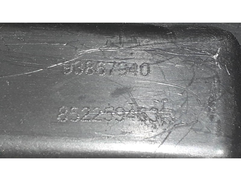 Recambio de molduras traseras para renault trafic furgón l1h1 2,7t referencia OEM IAM 852259463R 93867940 NUEVO Recambio de molduras traseras para renault trafic furgón l1h1 2,7t referencia OEM IAM 852259463R 93867940 NUEVO