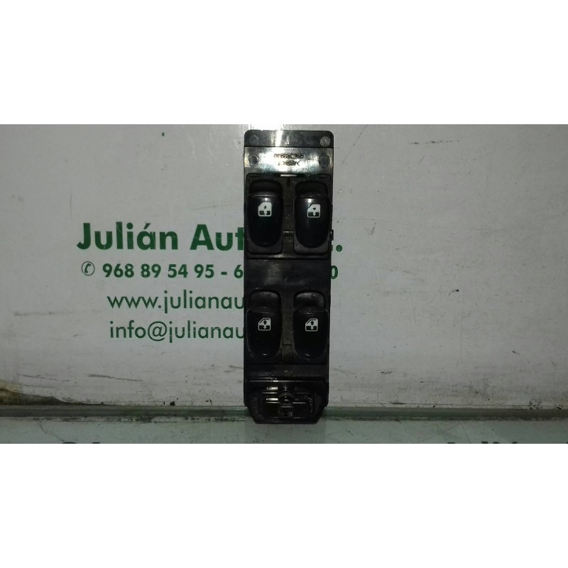 Recambio de mando elevalunas delantero izquierdo para hyundai accent (lc) crdi gl referencia OEM IAM 621W04570 621W10270 