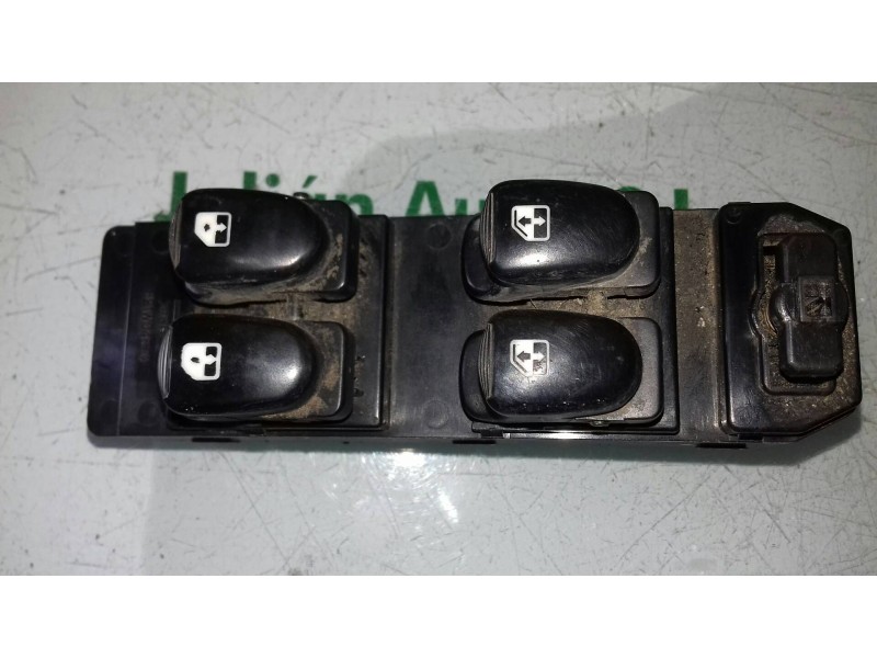 Recambio de mando elevalunas delantero izquierdo para hyundai accent (lc) crdi gl referencia OEM IAM 621W04570 621W10270 