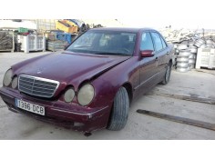 mercedes-benz clase e (w210) berlina diesel del año 2004 2