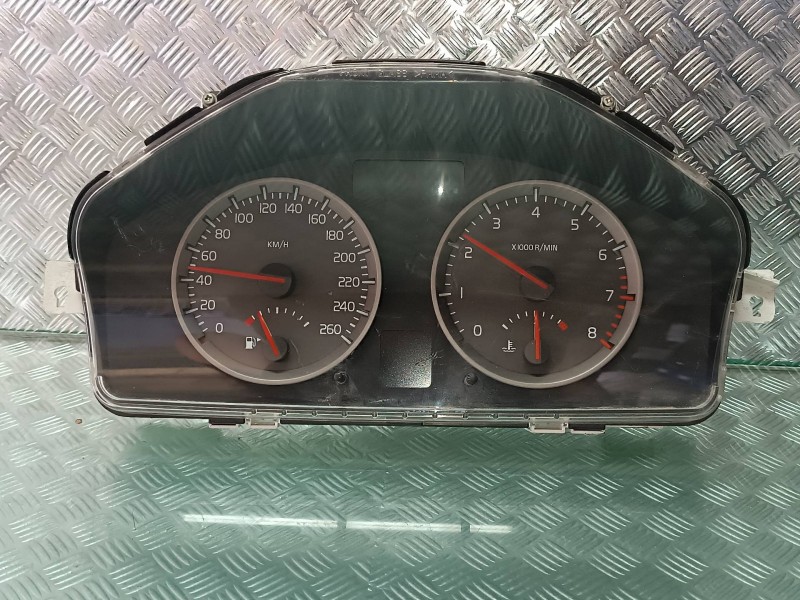 Recambio de cuadro instrumentos para volvo s40 berlina 1.8 kinetic referencia OEM IAM 30710071 8602844 30728642