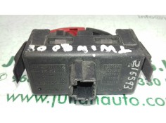 Recambio de warning para renault twingo authentique referencia OEM IAM 8200214896A 8200483813 88300000 2