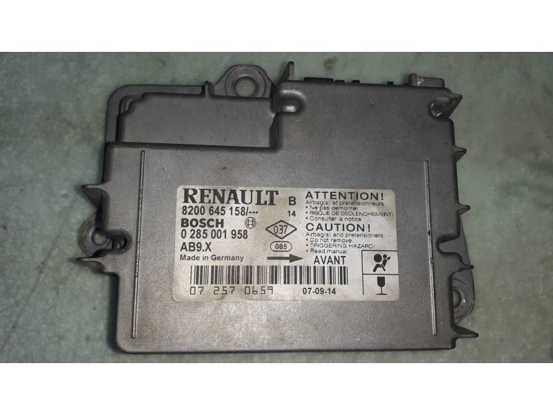 Recambio de centralita airbag para renault clio iii authentique referencia OEM IAM 8200645158 0285001958 BOSCH