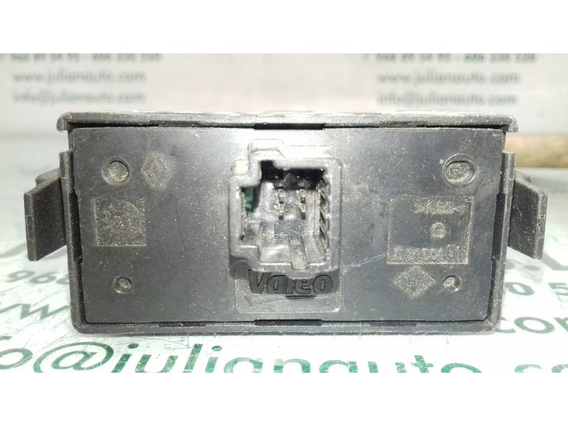 Recambio de warning para renault master doka pritsche/-fgst l2h1 3,5t referencia OEM IAM E3160101  CIERRE PUERTAS