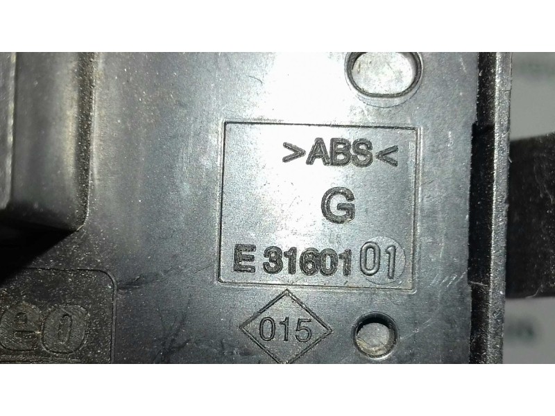 Recambio de warning para renault master doka pritsche/-fgst l2h1 3,5t referencia OEM IAM E3160101  CIERRE PUERTAS