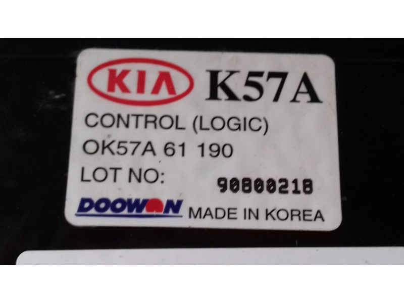 Recambio de mando calefaccion / aire acondicionado para kia carnival td ls referencia OEM IAM 0K57A61190 K57A 