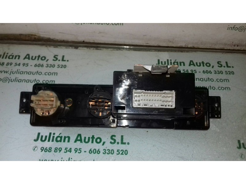 Recambio de mando calefaccion / aire acondicionado para kia carnival td ls referencia OEM IAM 0K57A61190 K57A 