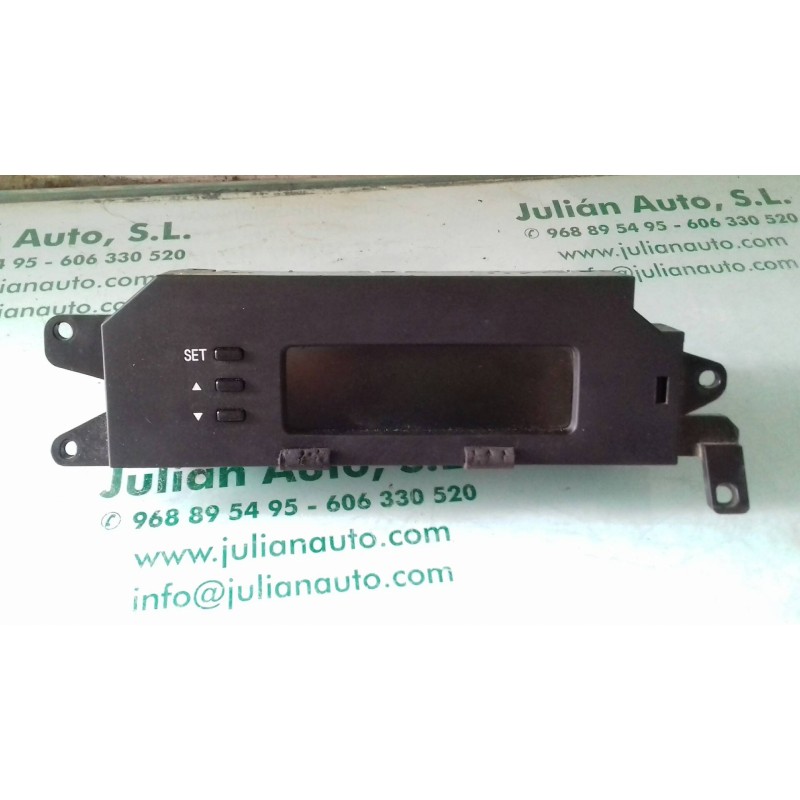 Recambio de pantalla multifuncion para hyundai i20 basis referencia OEM IAM 941011J721 12000013811V M21