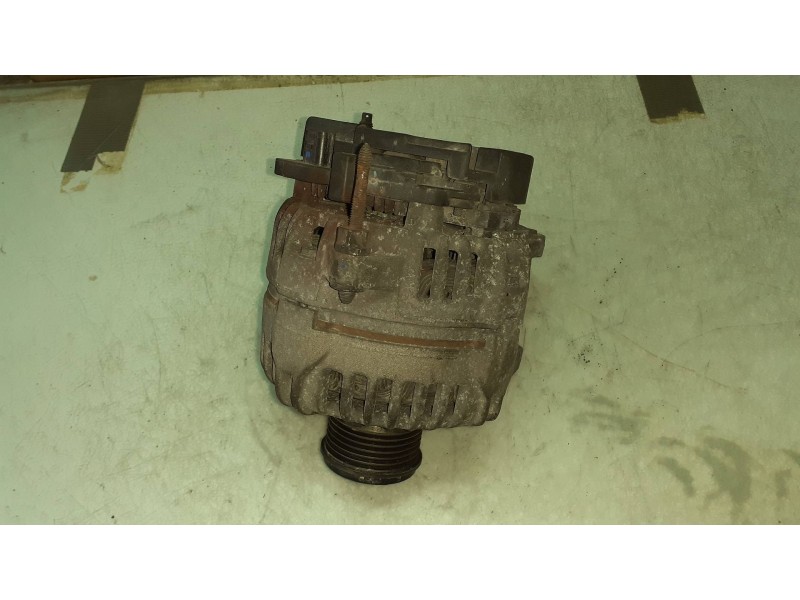 Recambio de alternador para renault clio iii authentique referencia OEM IAM 8200660033 BOSCH 120A