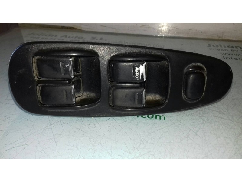 Recambio de mando elevalunas delantero izquierdo para kia shuma 1.5 ls 4 berlina referencia OEM IAM 4734911000 OK2AA66350 