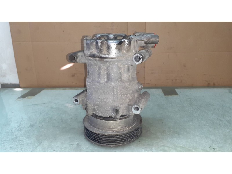 Recambio de compresor aire acondicionado para renault clio iii authentique referencia OEM IAM 8200651251 SD6V12 SANDEN