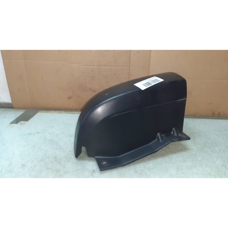 Recambio de molduras traseras para renault trafic furgón 1.6 dci diesel referencia OEM IAM 903903513R 105858A2 MOLDURA DERECHA