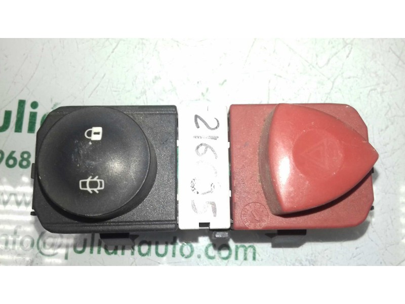 Recambio de warning para renault scenic ii confort authentique referencia OEM IAM 8200095493 88040001 CIERRE PUERTAS