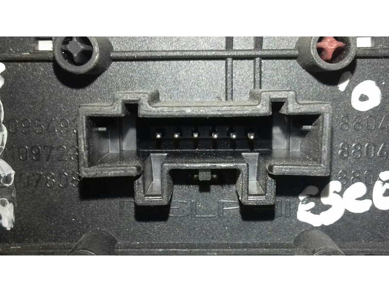 Recambio de warning para renault scenic ii confort authentique referencia OEM IAM 8200095493 88040001 CIERRE PUERTAS