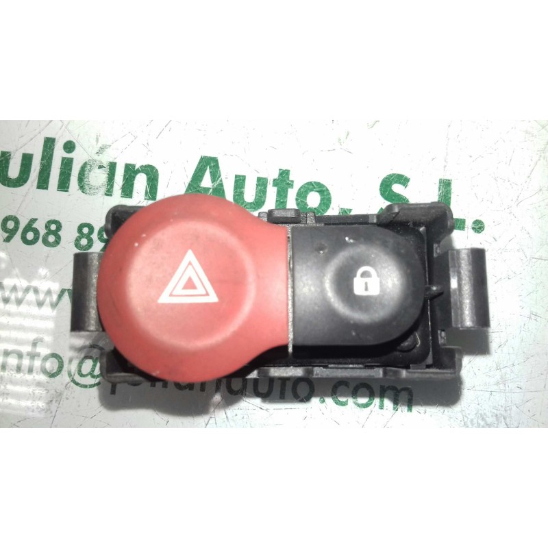 Recambio de warning para renault clio iii emotion referencia OEM IAM 8200214896 88300000 CIERRE PUERTAS