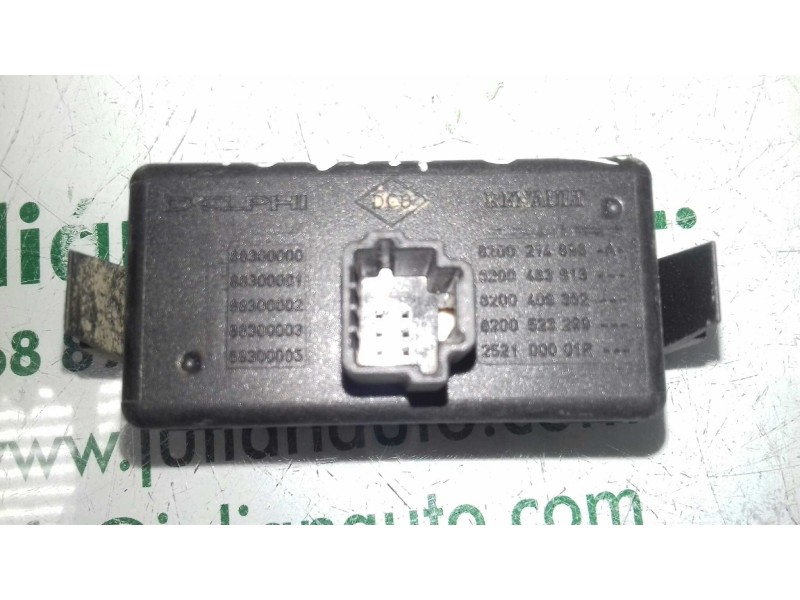 Recambio de warning para renault megane iii berlina 5 p expression referencia OEM IAM 8200214896 88300000 CIERRE PUERTAS