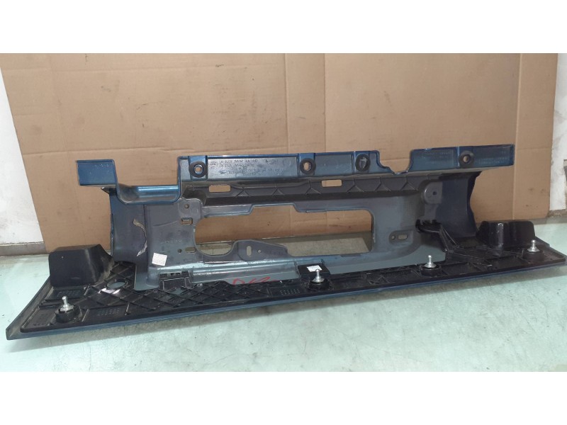 Recambio de piloto trasero izquierdo para renault trafic furgón 1.6 dci diesel referencia OEM IAM 93450958 100754A1 MOLDURA