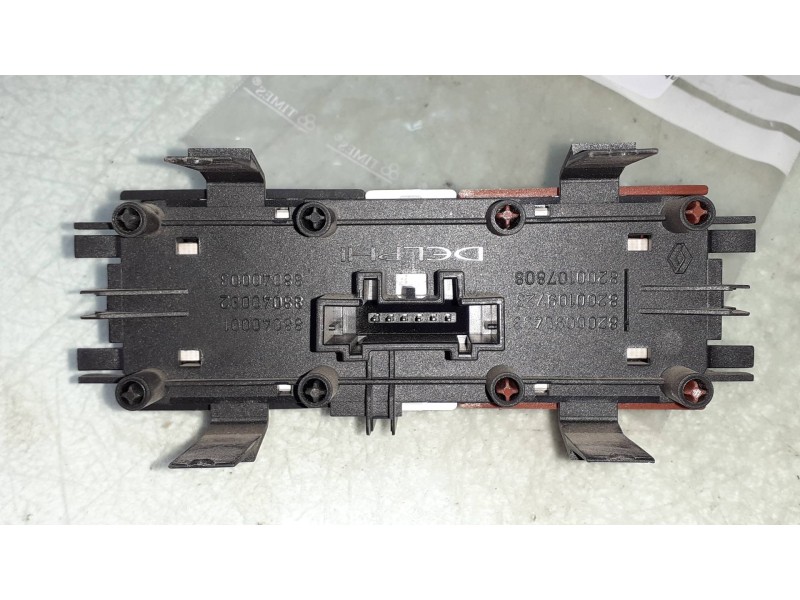 Recambio de warning para renault megane ii coupe/cabrio confort authentique referencia OEM IAM 8200107808 8200109723 8200107808