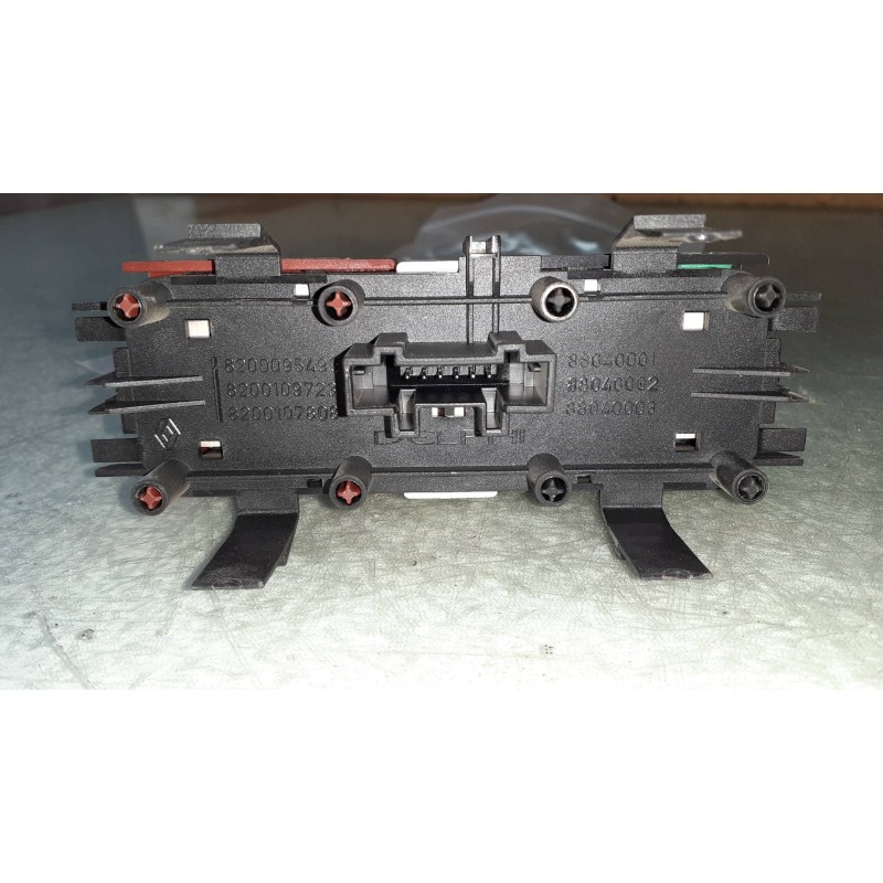 Recambio de warning para renault megane ii coupe/cabrio confort authentique referencia OEM IAM 8200107808 8200109723 8200107808