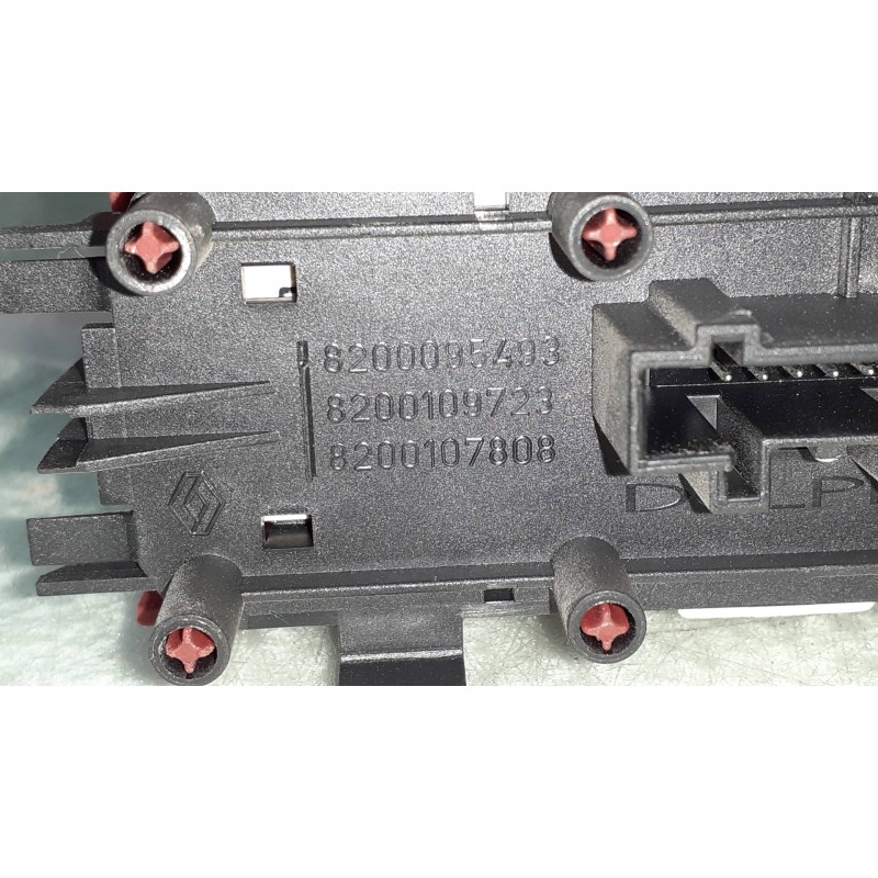 Recambio de warning para renault megane ii coupe/cabrio confort authentique referencia OEM IAM 8200107808 8200109723 8200107808