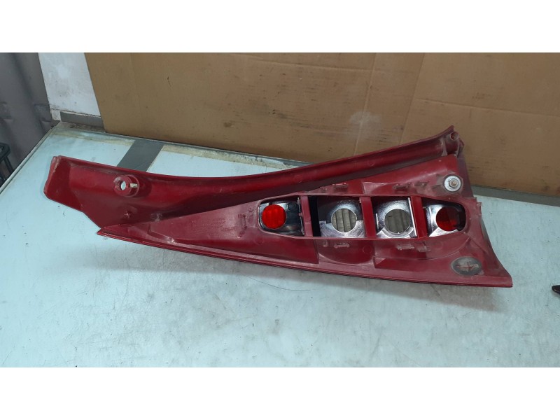 Recambio de piloto trasero derecho para citroen c3 hdi 70 furio referencia OEM IAM 2572  