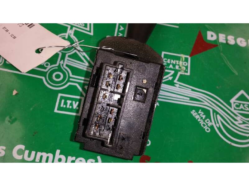 Recambio de mando limpia para peugeot partner (s1) familiar referencia OEM IAM 96049597ZL 61580003 NEIMAN Recambio de mando limpia para peugeot partner (s1) familiar referencia OEM IAM 96049597ZL 61580003 NEIMAN