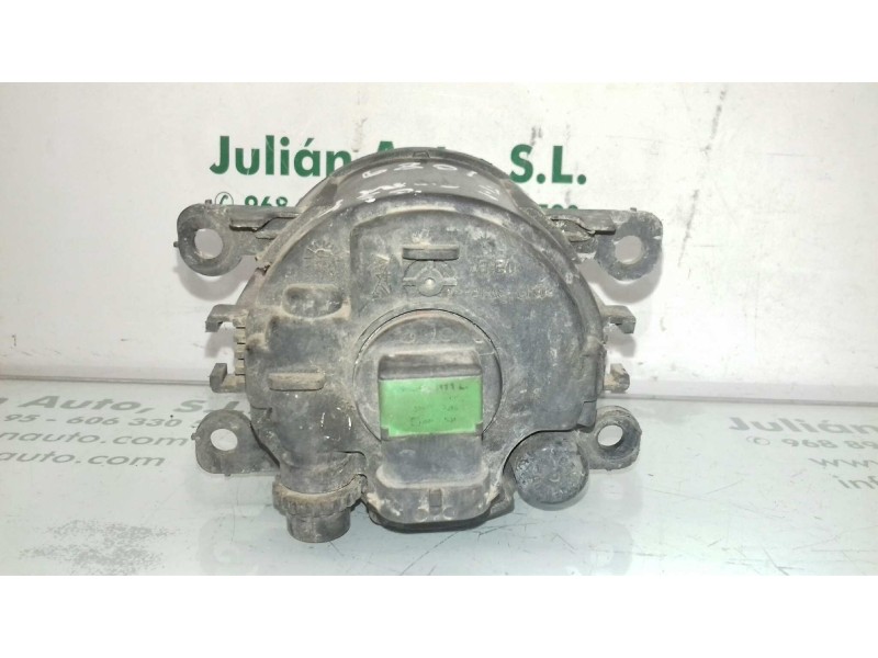 Recambio de faro antiniebla derecho para renault scenic ii confort authentique referencia OEM IAM   