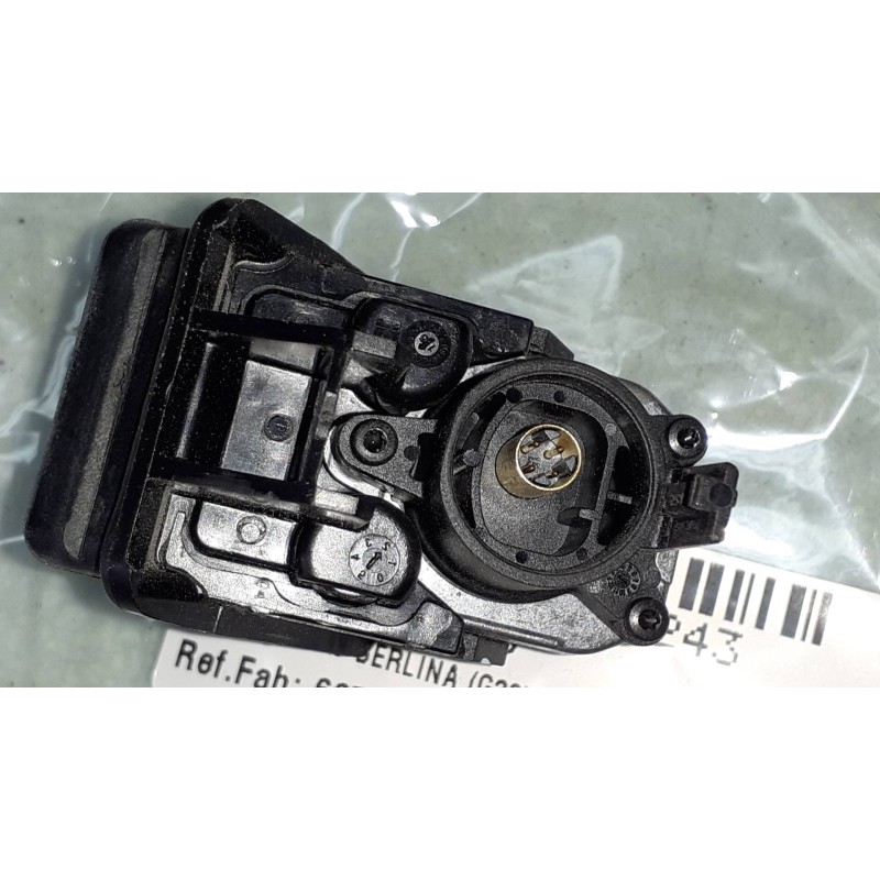 Recambio de modulo electronico para bmw serie 5 berlina (g30) 520i referencia OEM IAM 66539240351 90842602 CAMARA TRASERA