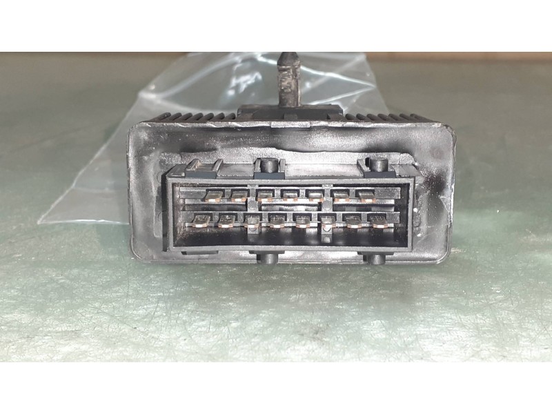 Recambio de caja precalentamiento para citroen c3 hdi 70 furio referencia OEM IAM 240107  BITRON