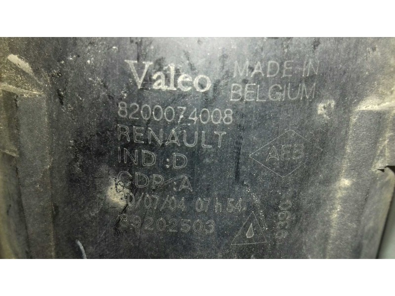 Recambio de faro antiniebla izquierdo para renault megane ii berlina 3p luxe privilege referencia OEM IAM 8200074008  