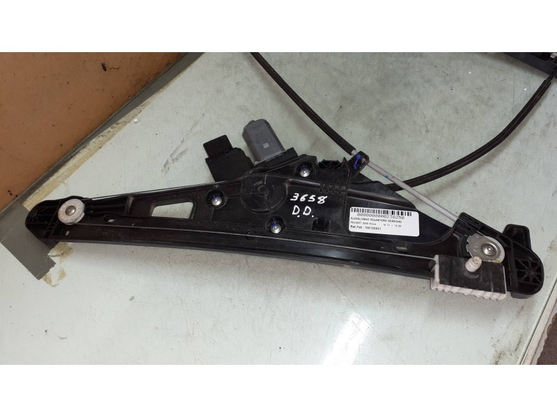 Recambio de elevalunas delantero derecho para peugeot 3008 allure referencia OEM IAM 156120831 9829482280 ELECTRICO