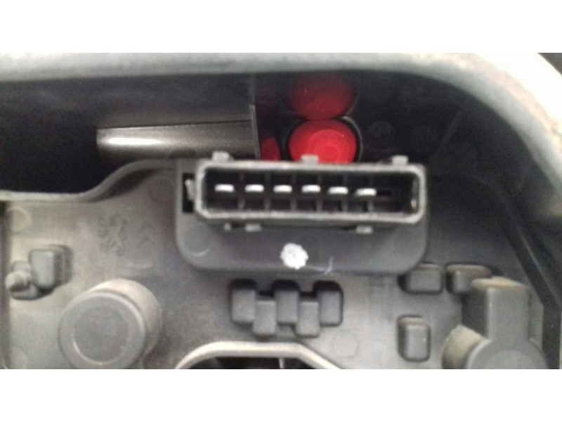 Recambio de piloto trasero derecho para citroen xsara berlina 1.9 d x referencia OEM IAM 2534D  