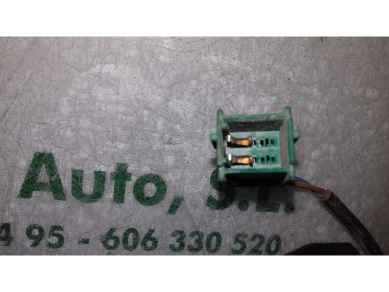 Recambio de pretensor airbag derecho para opel astra h caravan cosmo referencia OEM IAM 041217970 330803354 602219100