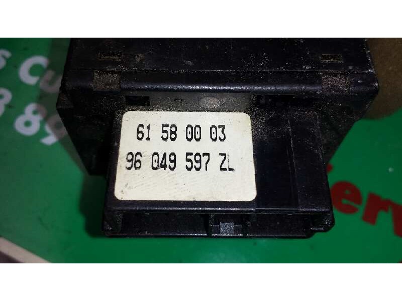 Recambio de mando limpia para peugeot 206 berlina xr referencia OEM IAM 96049597ZL 61580003 NEIMAN