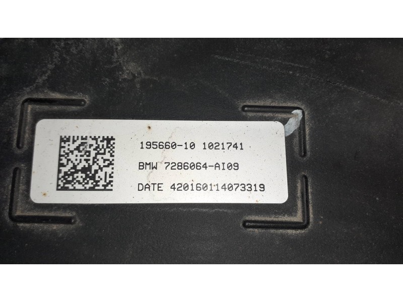 Recambio de deposito combustible para bmw serie 5 berlina (g30) 520i referencia OEM IAM 0444040005 19566010 ADBLUE